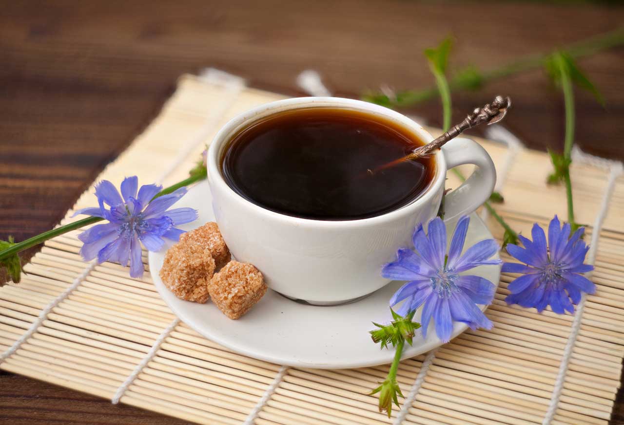 TISANE DI ROOIBOS E CAFFÈ DI CICORIA O SPREMUTE E SUCCHI VIVI?