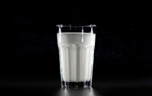LA PATOLOGICA RELIGIONE DEL LATTE