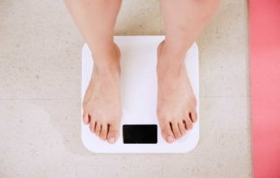 CONTRO L’ABERRANTE SCORCIATOIA DELLA SLEEVE GASTRECTOMY