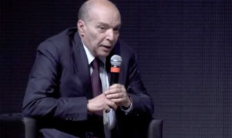 AMARE E CORAGGIOSE CONFESSIONI DELL’ONCOLOGO ERMANNO LEO