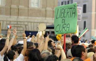 ITALIA MARIONETTA, CAPOFILA MONDIALE DI PESTI INVENTATE E DI VACCINI