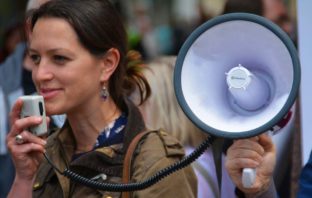 UN DECISO NO ALLA DITTATURA E ALLE IMPOSIZIONI SANITARIE