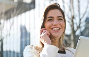 COME FRENARE E INVERTIRE LA CARIE DENTARIA