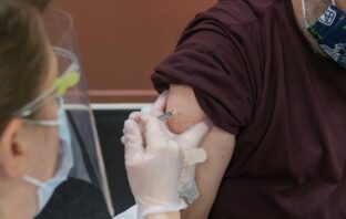 STRENUA DIFESA DAL VACCINO, DALLE SUE INSIDIE E DEVASTAZIONI